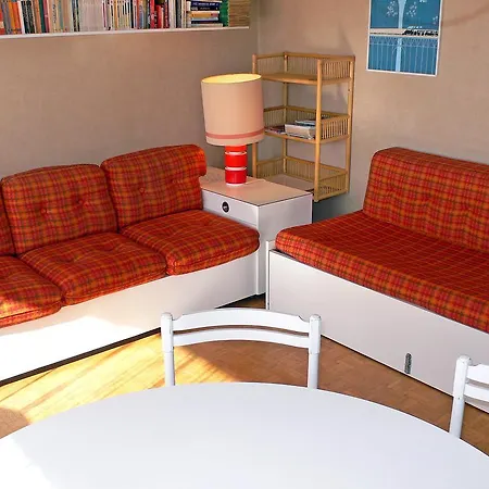 Apartament Eperon *