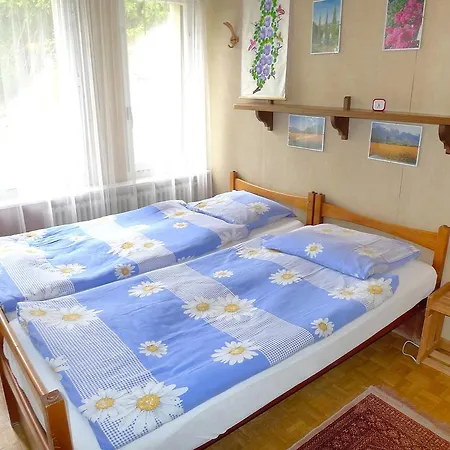 Apartament Eperon *